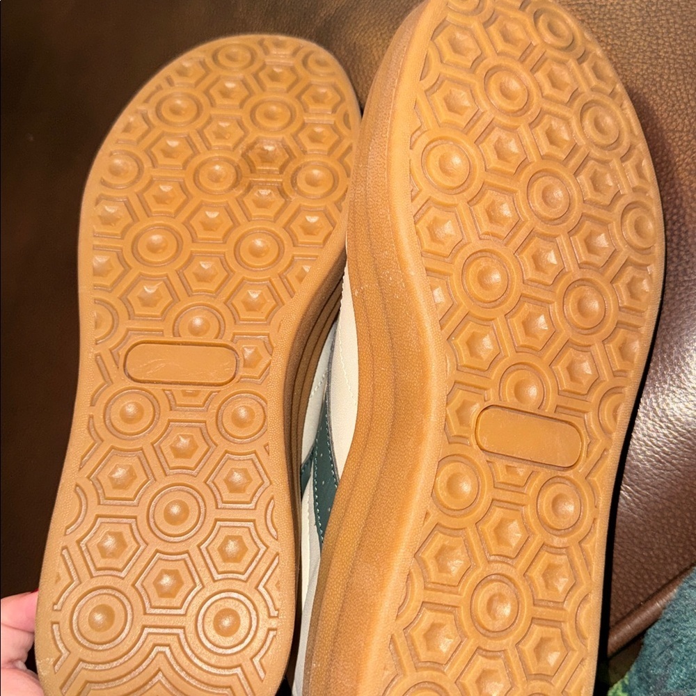 DREAM PAIRS Women's Platform Sneakers - Picture 8 of 11